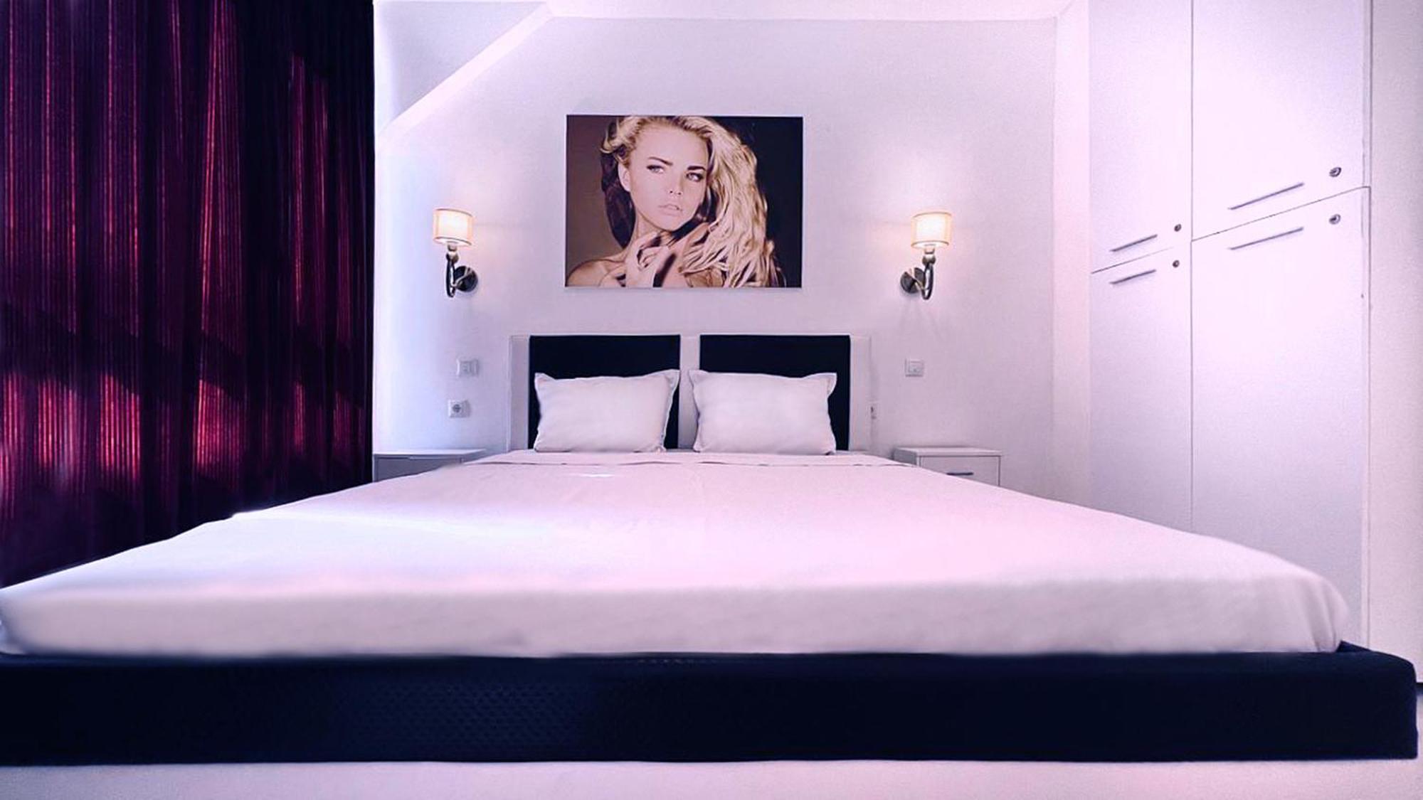 Private Apartment With Parking And Pool Balchik Esterno foto