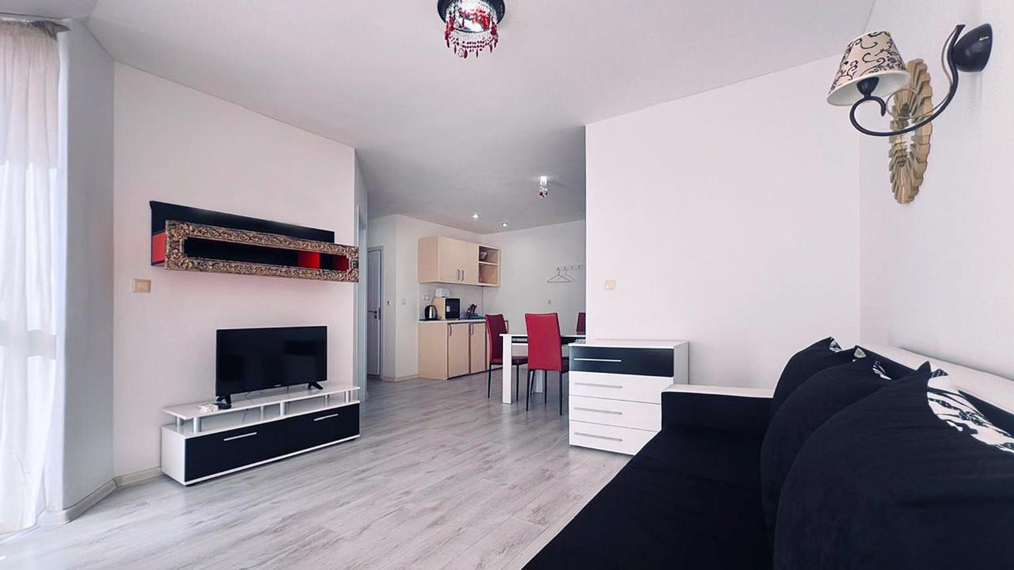 Private Apartment With Parking And Pool Balchik Esterno foto
