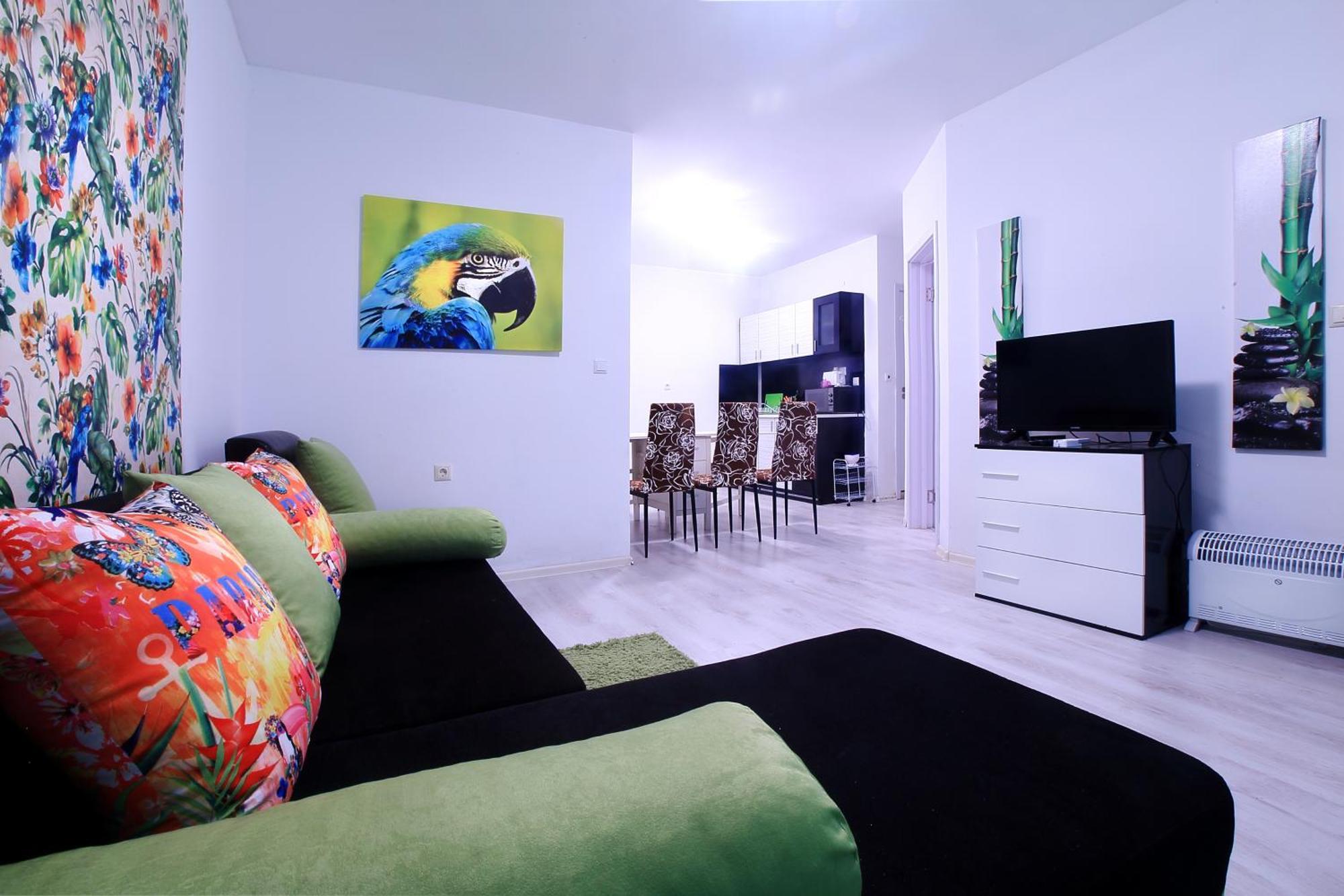 Private Apartment With Parking And Pool Balchik Esterno foto