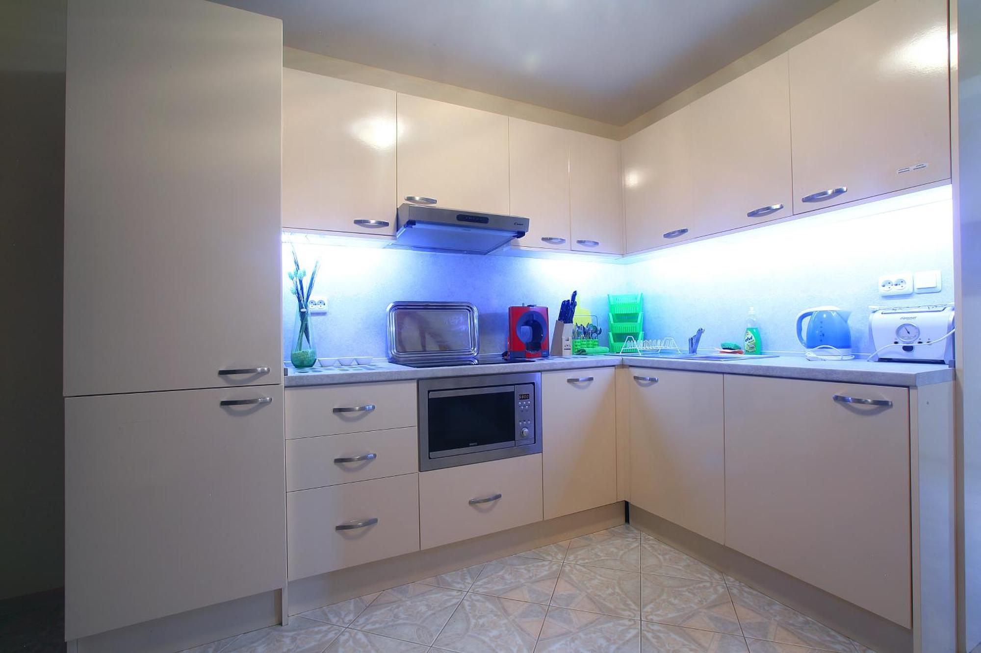 Private Apartment With Parking And Pool Balchik Esterno foto