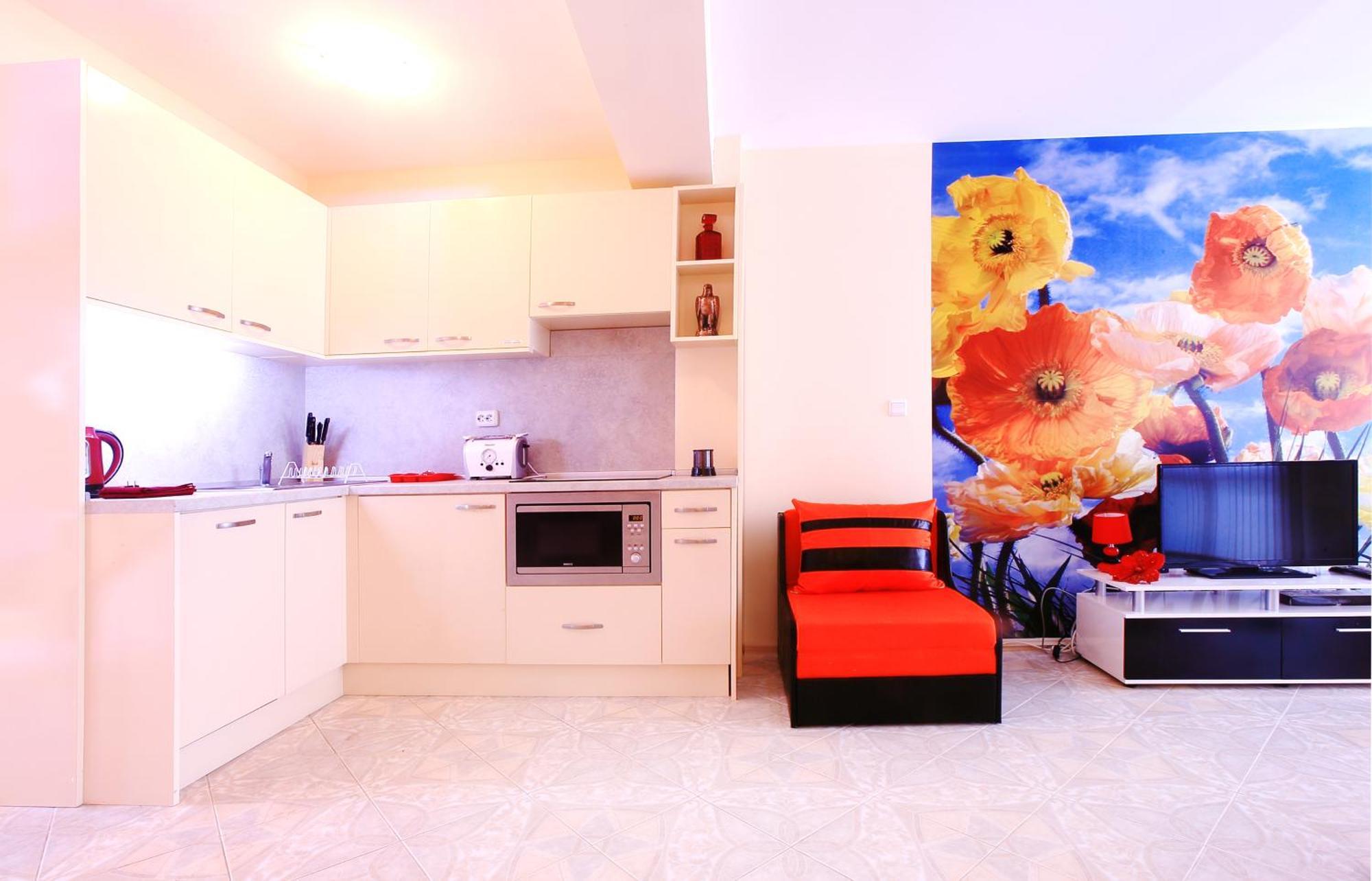 Private Apartment With Parking And Pool Balchik Esterno foto